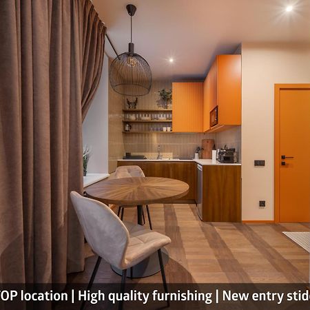 Stylish Old Town Apartment On Mucenieku Street Riga Exterior foto